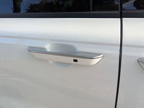 Used 2024 Kia Carnival SX Prestige FWD image 13