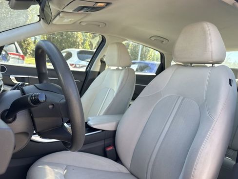 Used 2023 Hyundai Sonata SEL image 9