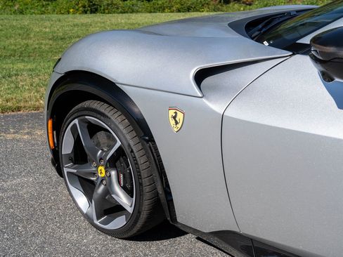 Certified 2025 Ferrari Purosangue image 11