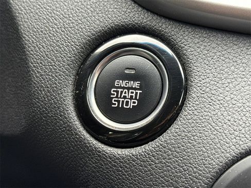 Used 2017 Kia Sorento LX w/ LX Convenience Package image 24