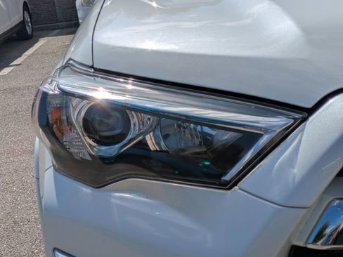 Used 2023 Toyota 4Runner Limited image 10