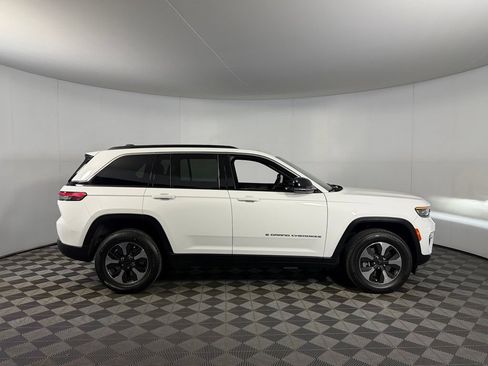Used 2024 Jeep Grand Cherokee Limited 4xe AWD/4WD image 5