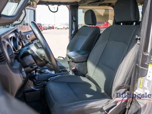 Used 2019 Jeep Wrangler Sport image 10