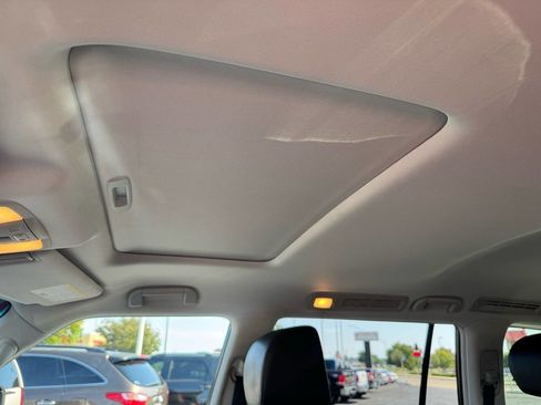 Used 2017 Nissan Armada Platinum image 30