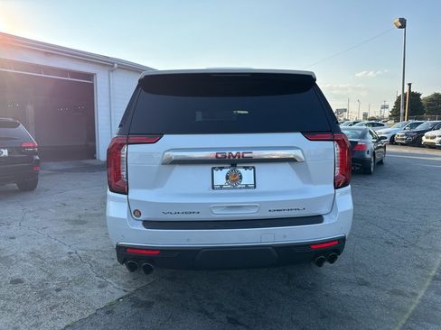 Used 2022 GMC Yukon Denali image 42