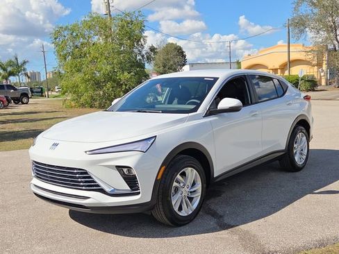 New 2026 Buick Envista Preferred w/ Convenience II Package image 2