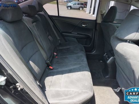 Used 2016 Honda Accord EX image 21