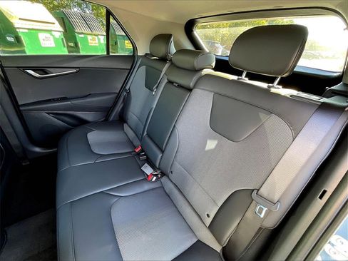 New 2025 Kia Niro EX image 15