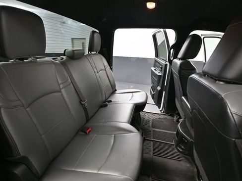 Used 2022 RAM 2500 Tradesman AWD/4WD image 32