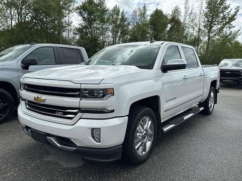 Used 2018 Chevrolet Silverado 1500 LTZ Z71 w/ LTZ Plus Package image 15