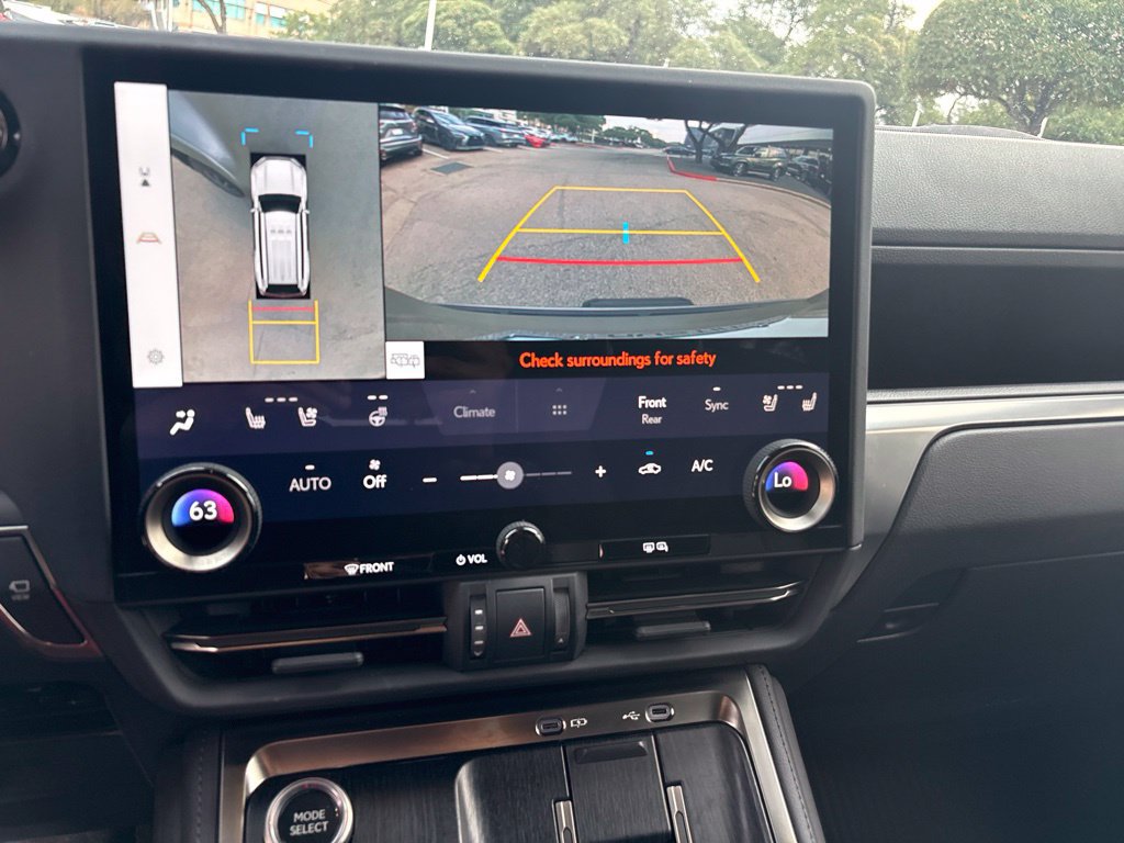 Certified 2025 Lexus GX 550 w/ Accessory Package (2T) AWD/4WD image 14