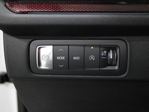 Used 2024 Chevrolet Traverse RS w/ LPO, Floor Liner Package image 8