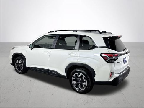 Certified 2026 Subaru Forester Premium AWD/4WD image 9