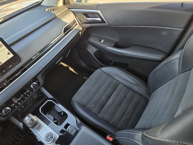 Used 2025 Mitsubishi Outlander SE AWD/4WD image 15