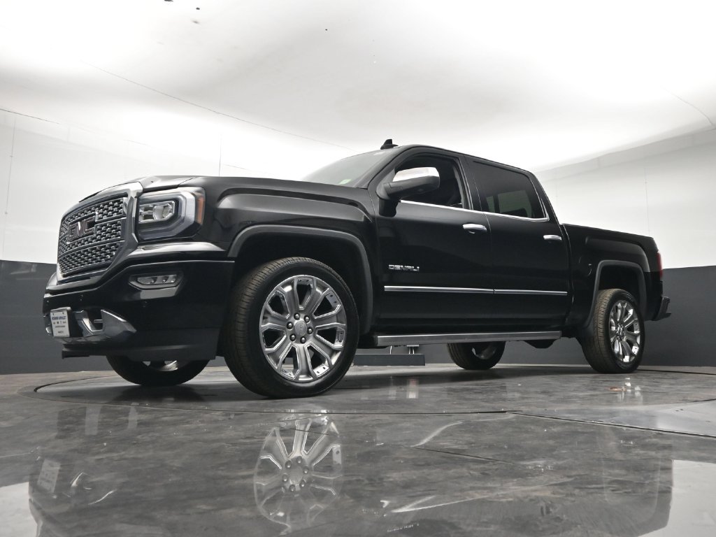Used 2018 GMC Sierra 1500 Denali w/ Denali Ultimate Package AWD/4WD image 23