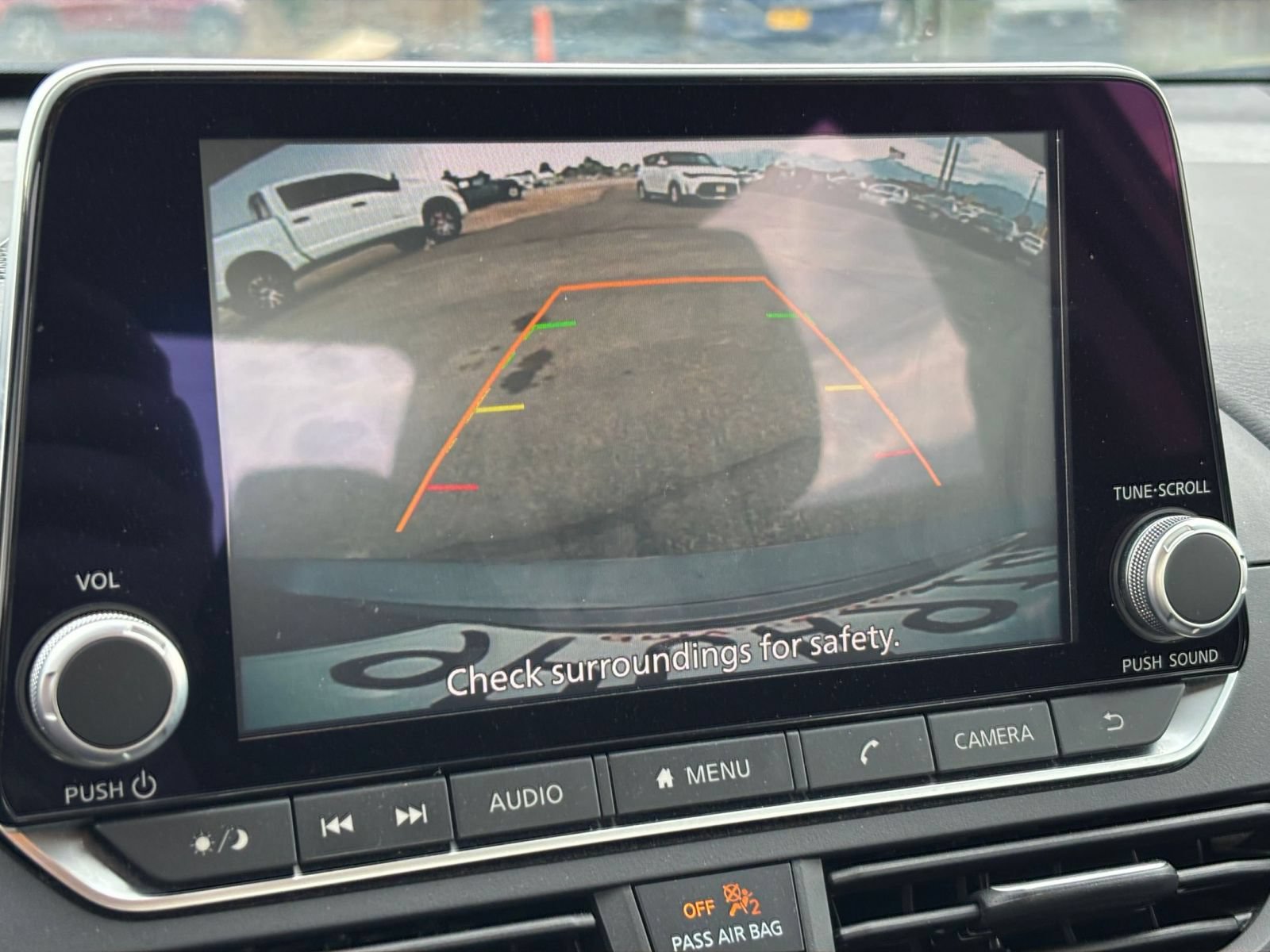 Used 2025 Nissan Altima 2.5 SV FWD image 24