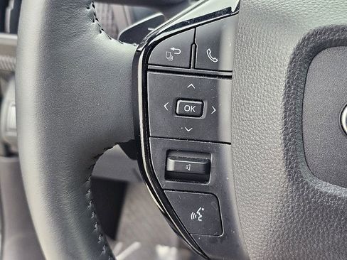 Certified 2025 Subaru Solterra Premium image 36