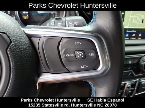Used 2023 Jeep Wrangler Unlimited Rubicon 4xe w/ Cold Weather Group AWD/4WD image 15