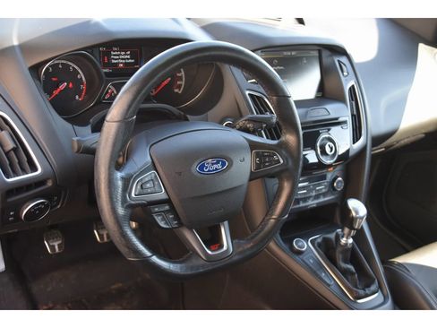 Used 2015 Ford Focus ST w/ Equipment Group 402A image 12