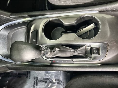 Used 2023 Chevrolet Malibu LT image 20