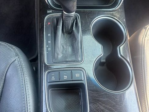Used 2014 Kia Sorento SX w/ 3rd Row Package AWD/4WD image 46