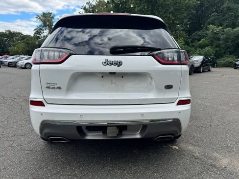 Used 2019 Jeep Cherokee Overland w/ Technology Group AWD/4WD image 4