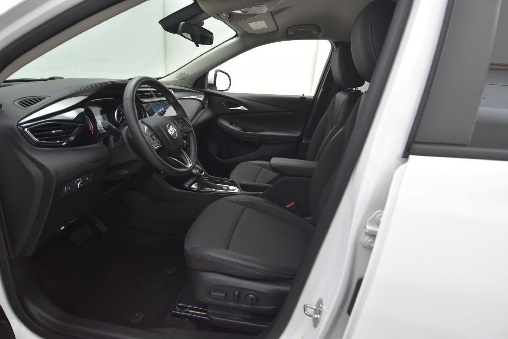 Used 2023 Buick Encore GX Preferred w/ Cold Weather Comfort Package AWD/4WD image 22