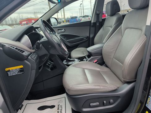 Used 2015 Hyundai Santa Fe Limited w/ Option Group 04 image 8