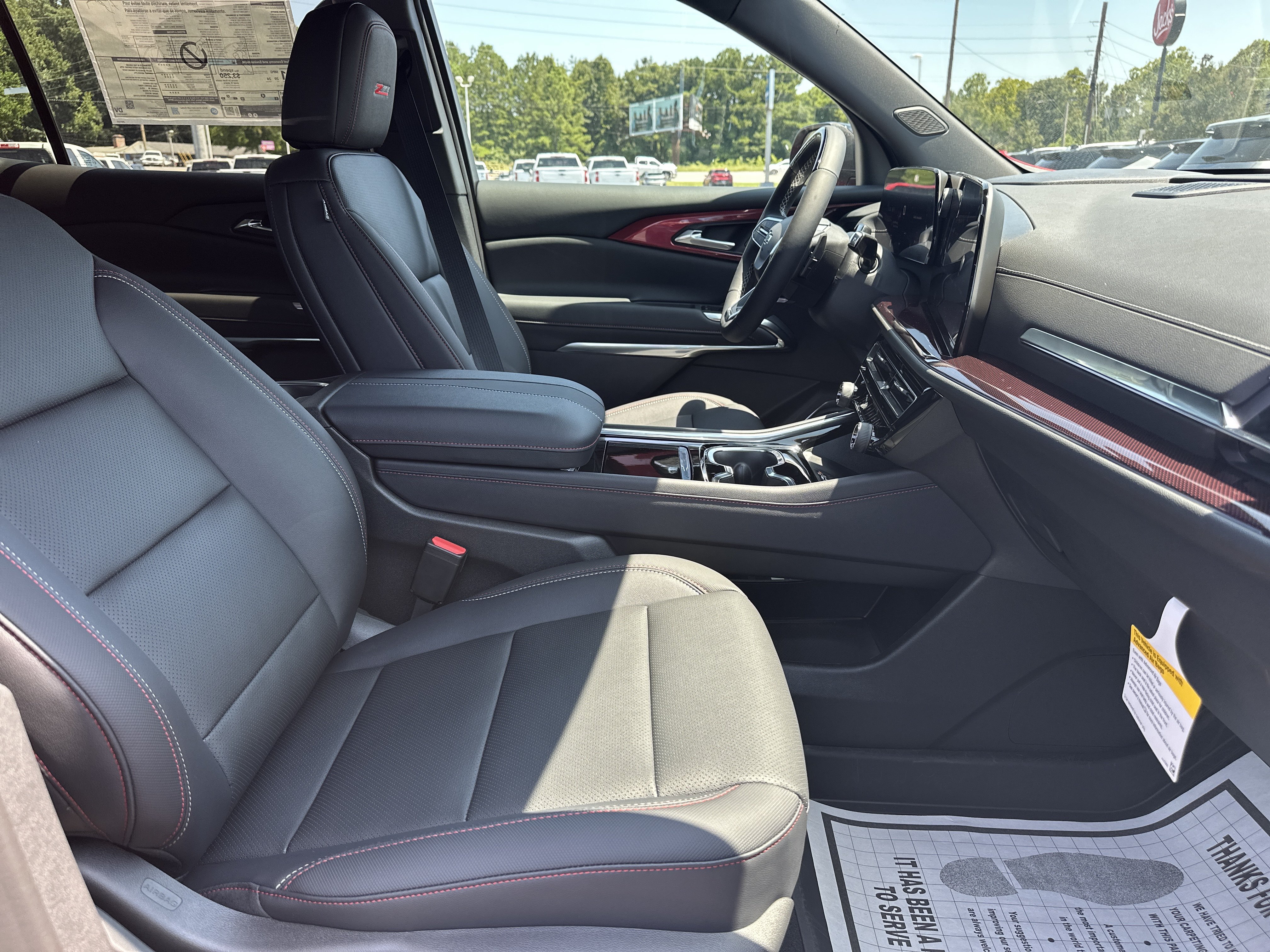 New 2026 Chevrolet Traverse Z71 w/ Enhanced Driving Package AWD/4WD image 15