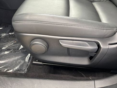 Used 2025 MAZDA CX-30 AWD 2.5 S w/ Select Sport Pkg image 23