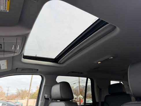Used 2018 GMC Yukon SLT AWD/4WD image 21
