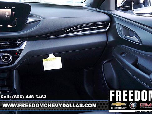 New 2026 Buick Envista Sport Touring image 34