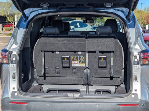 Used 2024 Toyota Sienna XLE image 29