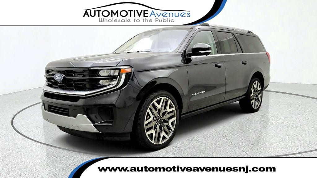 Used 2025 Ford Expedition Max Platinum w/ Platinum Ultimate Package AWD/4WD image 1