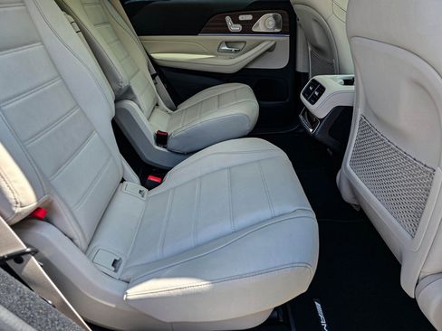 New 2026 Mercedes-Benz GLS 450 4MATIC image 47