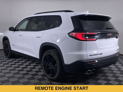 Certified 2025 GMC Acadia Elevation w/ Elevation Premium Package AWD/4WD image 18