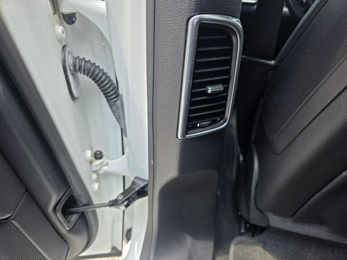 Used 2013 Porsche Panamera S RWD image 24