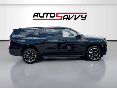 Used 2022 Chevrolet Suburban RST w/ Sport Performance Package AWD/4WD image 8