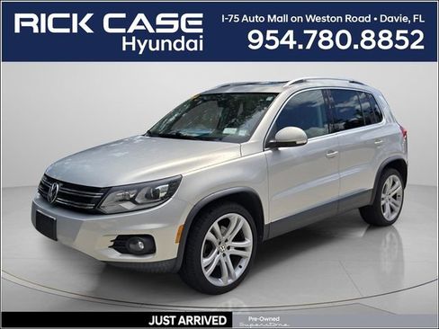 Used 2012 Volkswagen Tiguan SEL AWD/4WD image 1