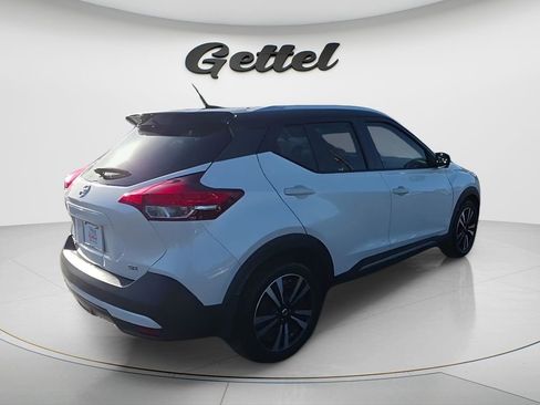 Used 2019 Nissan Kicks SR image 13