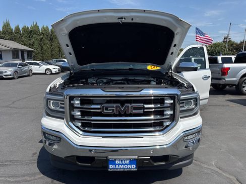 Used 2017 GMC Sierra 1500 SLT image 32