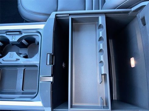 New 2026 Ford F250 Platinum w/ Tremor Off-Road Package image 45