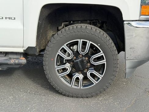 Used 2017 Chevrolet Silverado 2500 W/T w/ WT Fleet Convenience Package AWD/4WD image 10