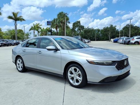 Used 2024 Honda Accord LX image 17