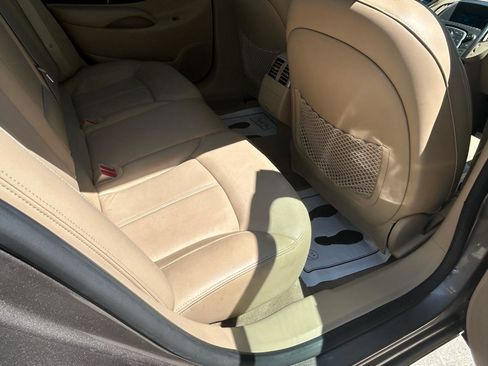Used 2011 Buick LaCrosse CXL FWD image 11