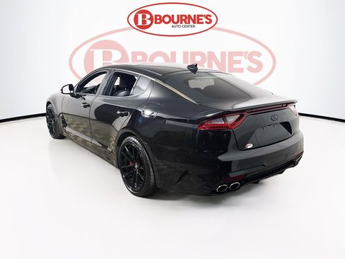 Used 2019 Kia Stinger GT2 image 9