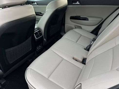 Used 2020 Kia Sportage EX w/ EX Technology Package image 14