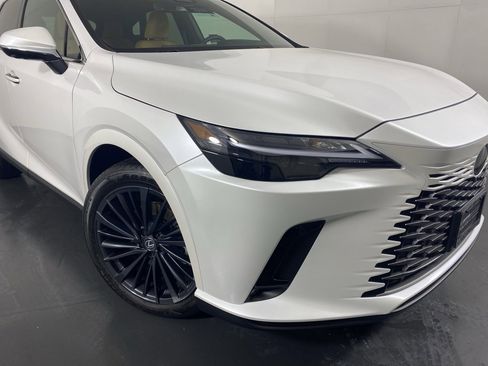 Certified 2025 Lexus RX 350 Premium image 3