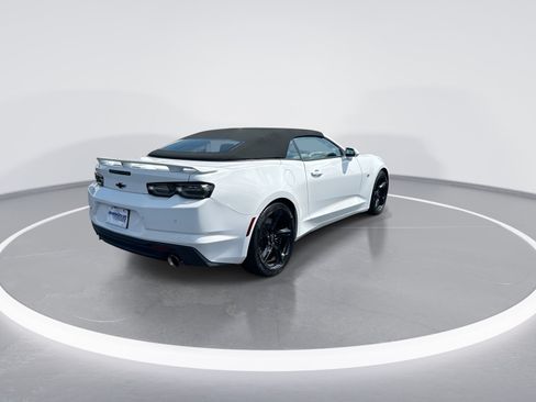 Used 2022 Chevrolet Camaro SS RWD image 9