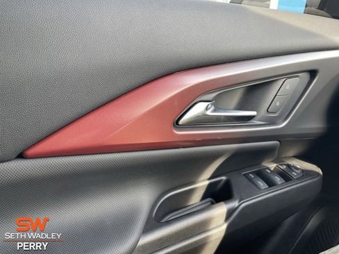 New 2025 Chevrolet Equinox EV RS image 26